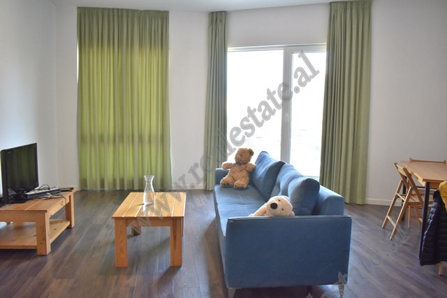 Apartament 3+1 me qira prane rruges Dritan Hoxha ne Tirane.

Ndodhet ne katin e 4-te te nje pallat